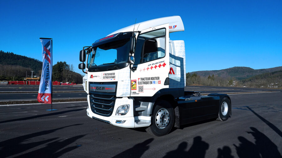 premier tracteur électrique ou camion électrique en France Groupe-mauffrey-notre-histoire-tracteur-electrique-groupe-mauffrey